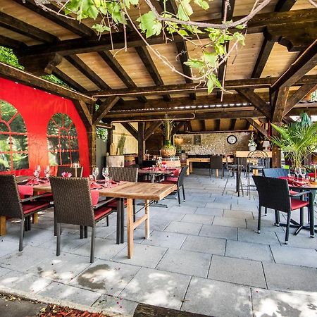 Reves Gourmands, Hotellerie & Gastronomie Vernayaz Esterno foto