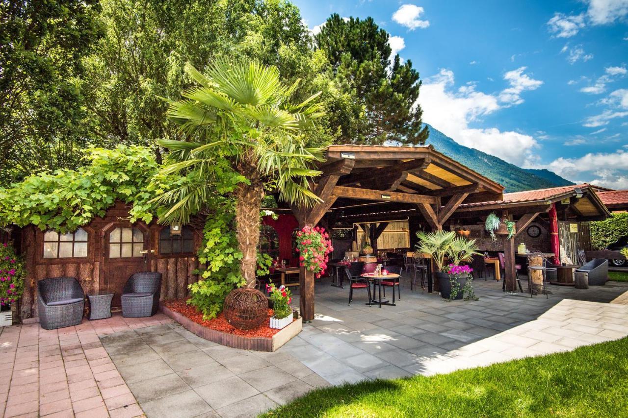 Reves Gourmands, Hotellerie & Gastronomie Vernayaz Esterno foto