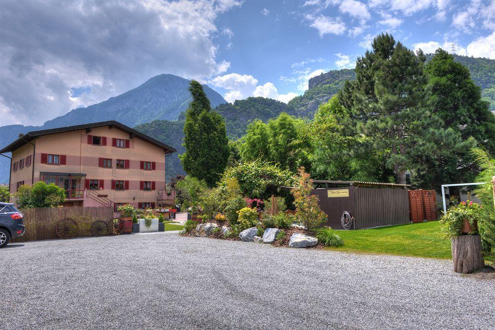 Reves Gourmands, Hotellerie & Gastronomie Vernayaz Esterno foto