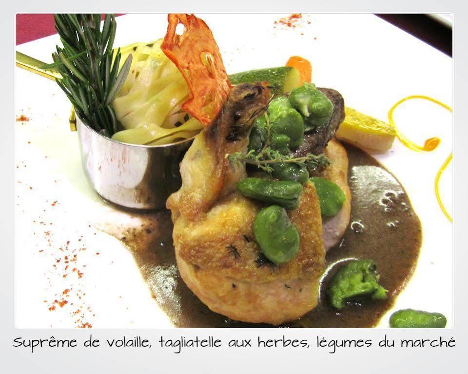 Reves Gourmands, Hotellerie & Gastronomie Vernayaz Esterno foto