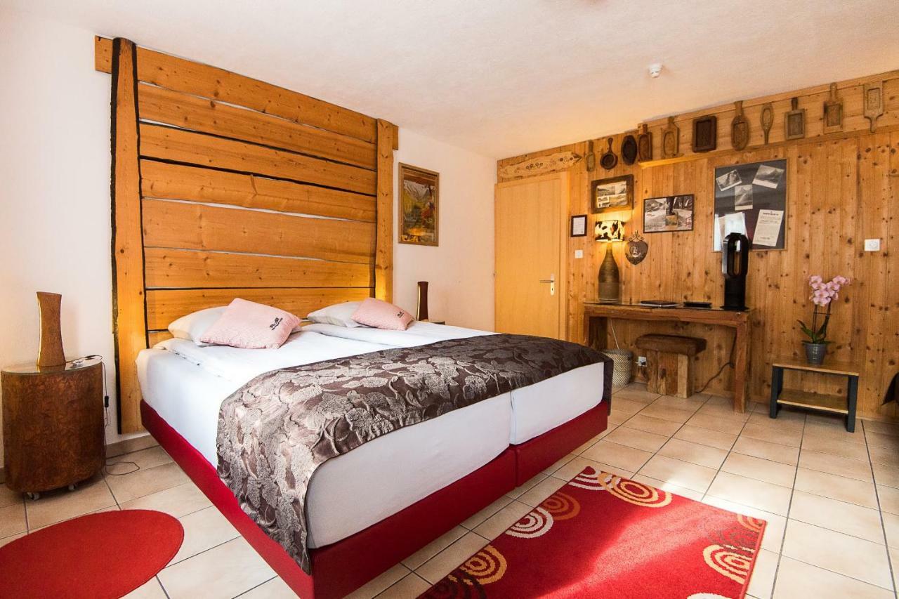 Reves Gourmands, Hotellerie & Gastronomie Vernayaz Esterno foto